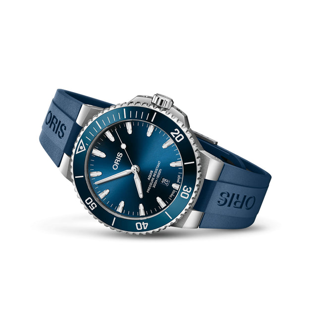 Oris Aquis Date Automatic – 01 733 7789 4135-07 4 23 35FC – Little