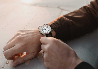 How to Pair Your Luxury Watch with Your Wardrobe: A Style Guide