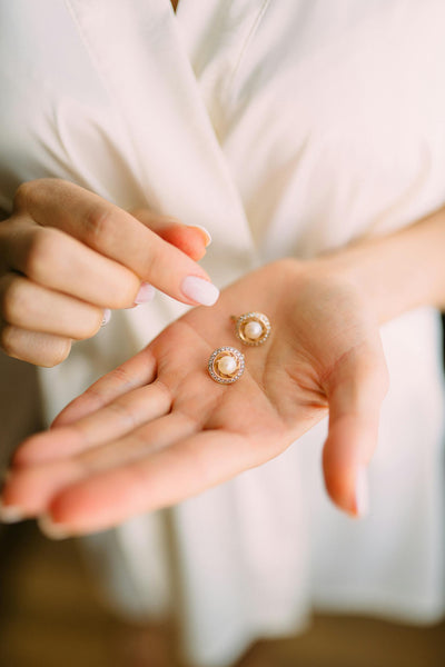 Spring / Summer Jewelry Trends: Must-Have Styles + Pearl Revival