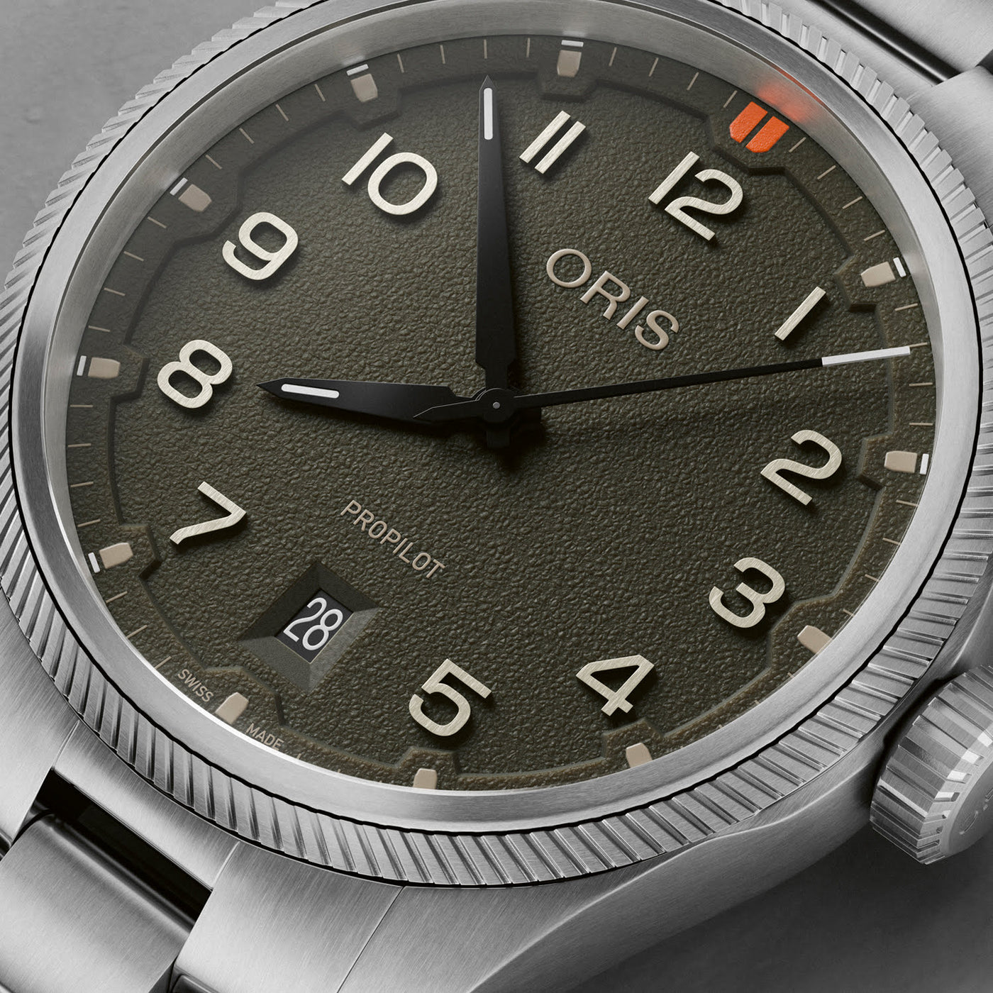 Oris ProPilot Date Automatic – 01 733 7805 4167-07 8 20 04LC