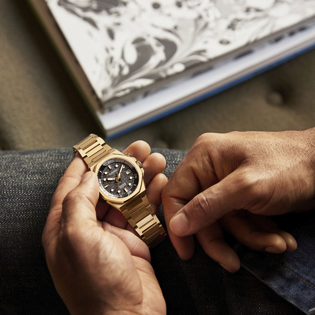 ちはる Citizen Expands Series8 890 With The New Green-Dial NB6060-58X