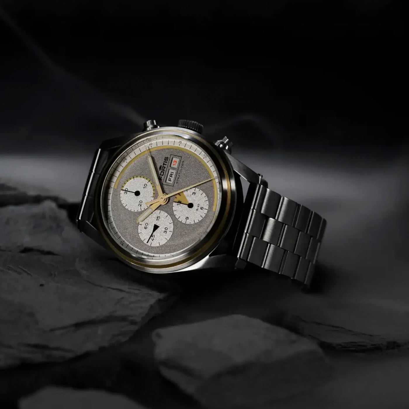 Fortis Stratoliner S-41 "Cool Gray" Limited Edition Automatic – F2340012