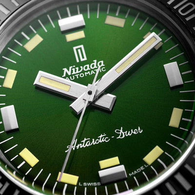 Nivada Grenchen Antarctic Diver Automatic – 32059A04