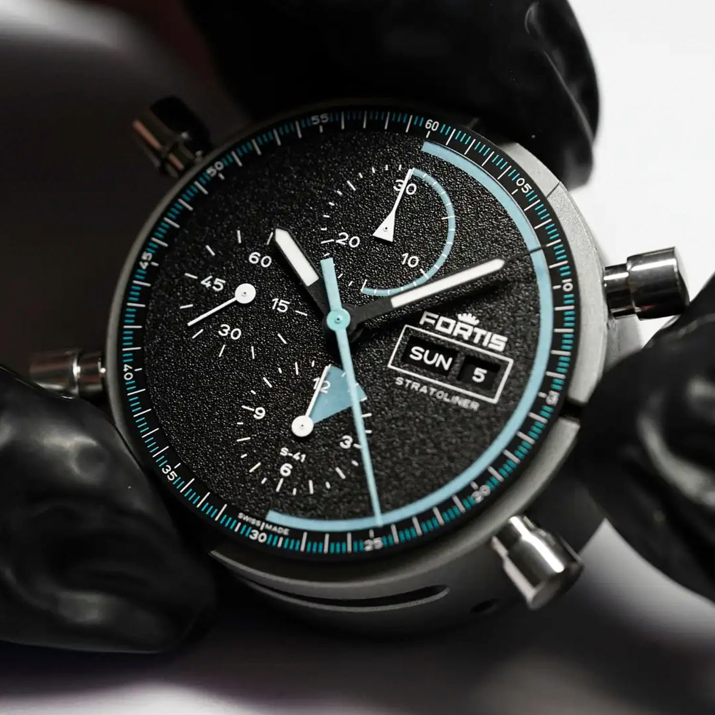 Fortis Stratoliner S-41 Gravity Black Edition Automatic – F2340018