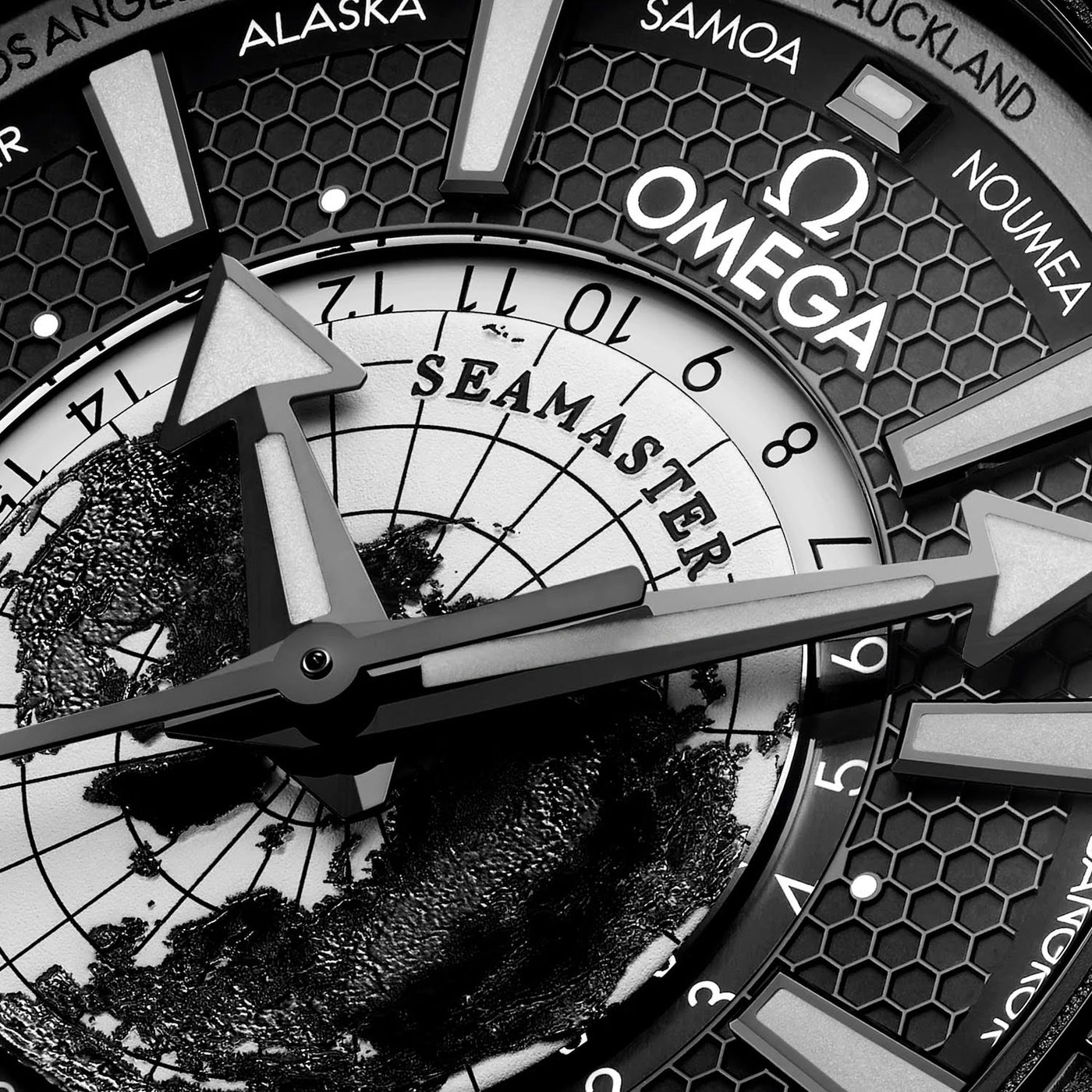 OMEGA Seamaster Planet Ocean Worldtimer Automatic – 215.92.46.22.01.007