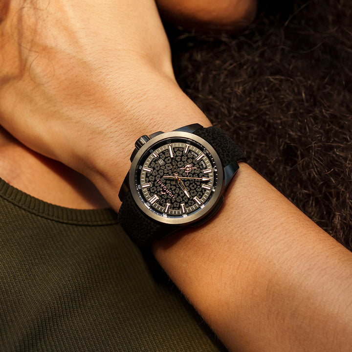 NORQAIN Independence Hakuna Mipaka Oasis by Dean Schneider