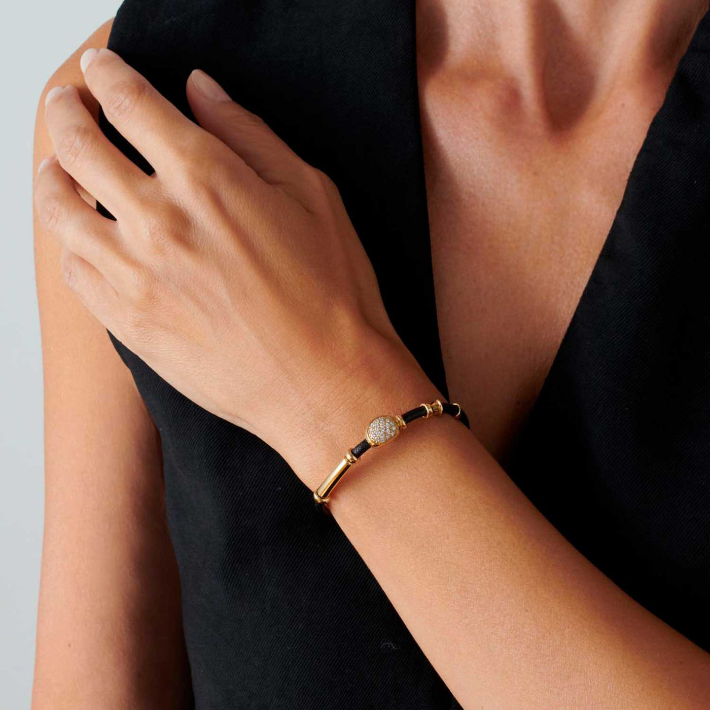 Misani Milano 18k Yellow Gold and Sterling Silver Black Leather Toyama Bay Chain – B649