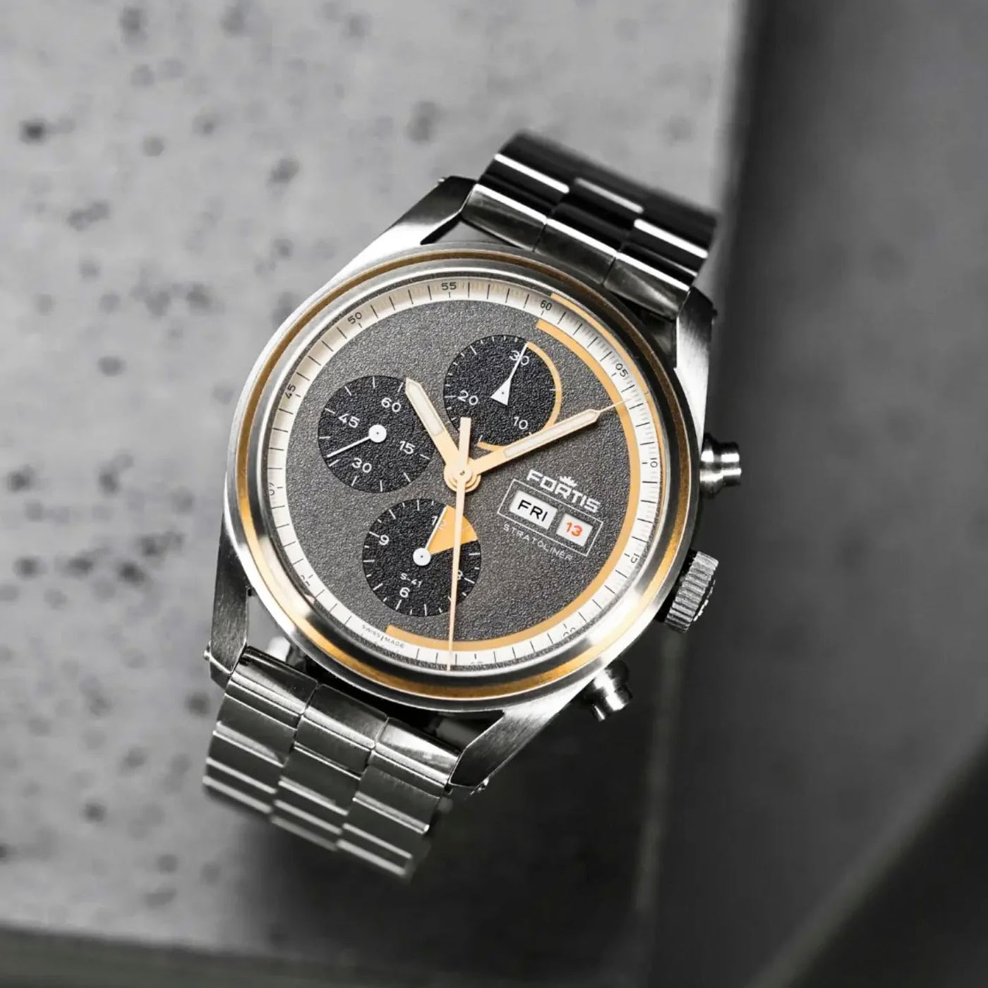 Fortis Stratoliner S-41 "Cosmic Gray" Limited Edition Automatic – F2340013