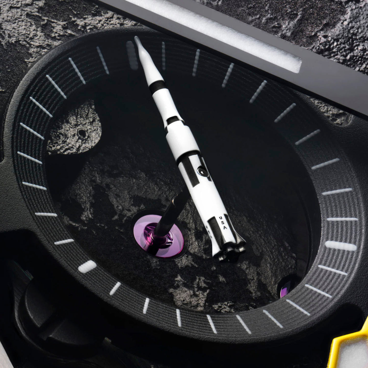 OMEGA Speedmaster "Dark Side Of The Moon" Apollo 8 Stem Winding – 310.92.44.50.01.001