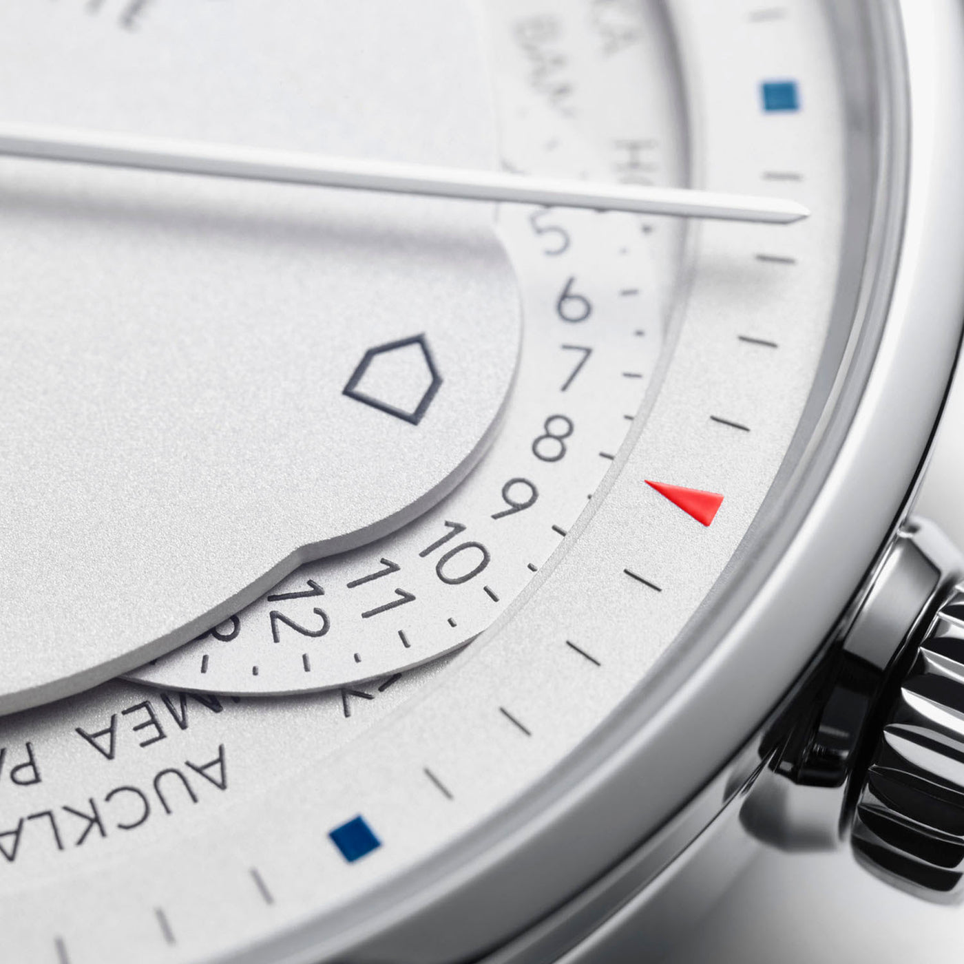 Nomos Glashütte Zurich Worldtimer Automatic – 805